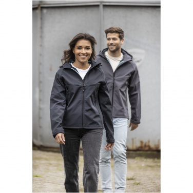 Logotrade Firmengeschenke das Foto: Coltan Softshelljacke aus recyceltem Material für Herren