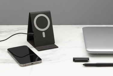 Logotrade Werbeartikel das Foto: Artic magnetischer 10W Wireless Charging Smartphonehalter