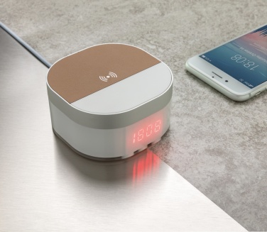 Logotrade Werbegeschenke das Foto: Aria 5W Wirless Charging Uhr