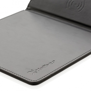 Logotrade Firmengeschenke das Foto: Mousepad mit Wireless-5W-Charging Funktion