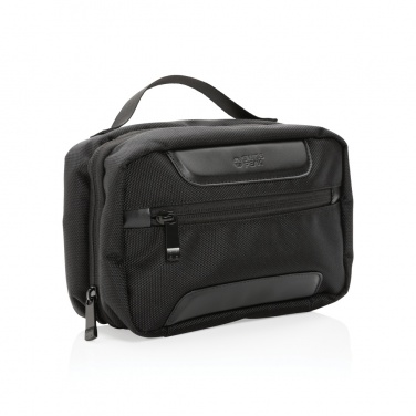 Logotrade Werbeartikel das Foto: Swiss Peak AWARE™ RPET Voyager Kosmetiktasche