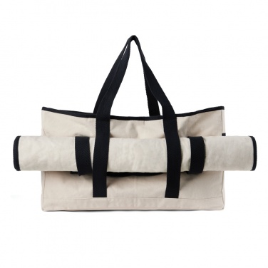 Logotrade Werbeartikel das Foto: VINGA Volonne AWARE™ Strandtasche aus recyceltem Canvas