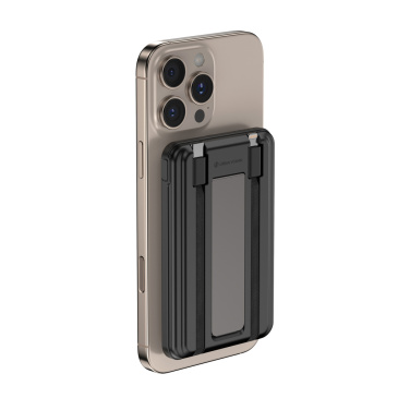 Logotrade Firmengeschenke das Foto: Urban Vitamin Redwood 5-in-1 5.000mAh 20W PD magn. Powerbank