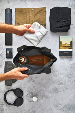 Logotrade Firmengeschenke das Foto: Black+Blum isolierte 16L Trage- & Kühltasche