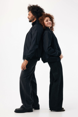 Logotrade Werbeartikel das Foto: IQONIQ Odin Urban Jacke aus recyceltem Polyester