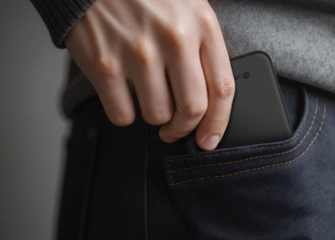 Logotrade Werbeartikel das Foto: Urban Vitamin Pomona 5000mAh Qi2.2 25W magnetische Powerbank