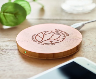 Logo trade promotional products picture of: Wireless charger bamboo 5W