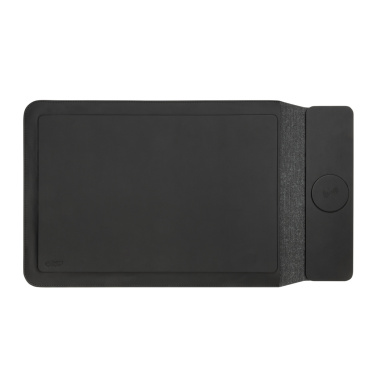 Logo trade corporate gifts picture of: Swiss Peak 15W magnetic charging laptop sleeve 14-15,6"