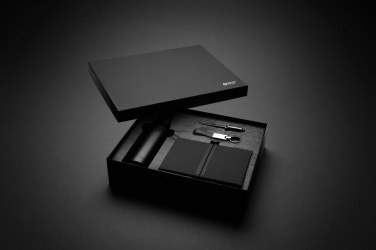 Logo trade promotional merchandise image of: Swiss Peak RCS deluxe business gift set w/ water bottle