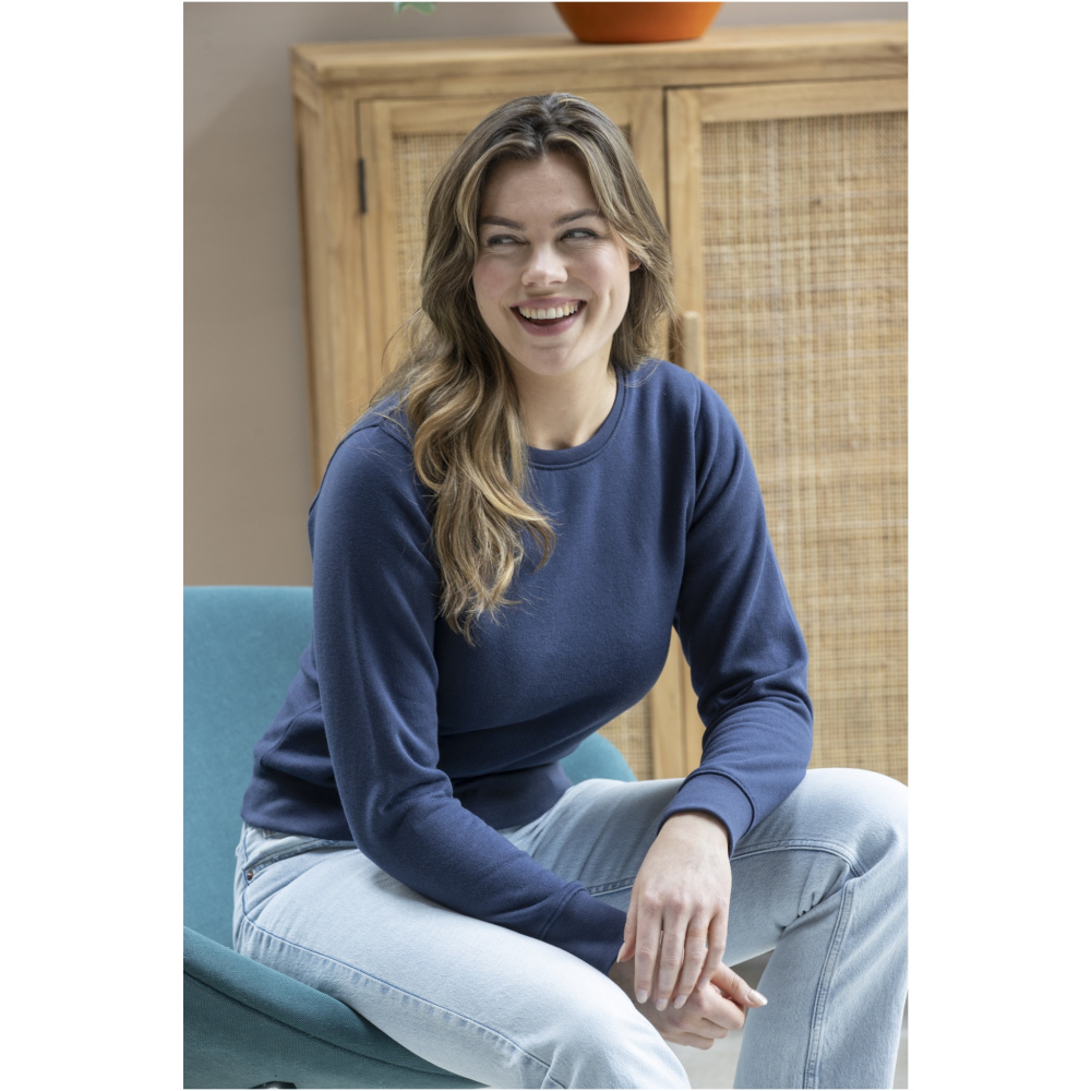 Logotrade meene foto: Zenon naiste ümara kaelusega pusa