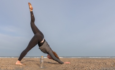 Logotrade firmakingituse foto: Impact borosilikaatklaasist pudel bambusest kaanega