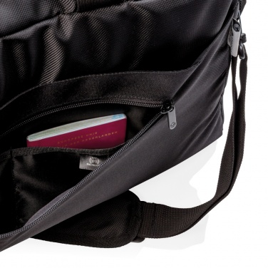 Logotrade reklaamtoote foto: Swiss Peak RFID-duffle kohvri avaga