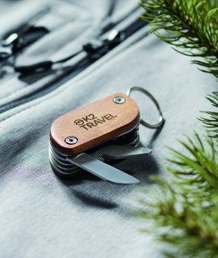 Logo trade reklaamkingid foto: Mitme tööriistaga taskunuga