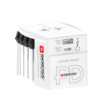 Logo trade ärikingitused foto: SKROSS World Travel Adapter MUV 65W PD USB C kaabliga