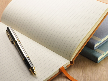 Logo trade ärikingitused foto: Märkmik värviline 1248102