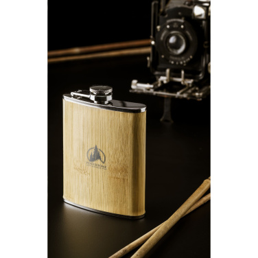 Logotrade ärikingi foto: Hipflask Bamboo 200 ml joogipudel