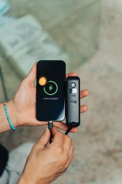 Logotrade reklaamkingid pilt: Urban Vitamin Eureka hübriid 10000mah akupank 65W