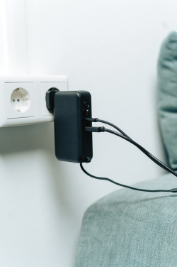 Logo trade ärikingi pilt: Urban Vitamin Eureka hübriid 10000mah akupank 65W