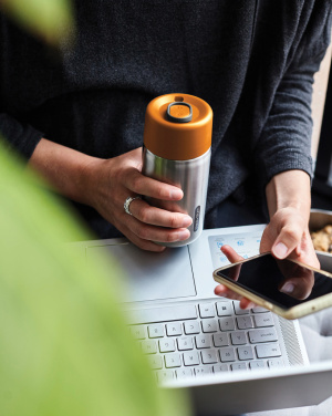 Logotrade ärikingituse foto: Black+Blumi lekkekindel reisitass roostevabast terasest