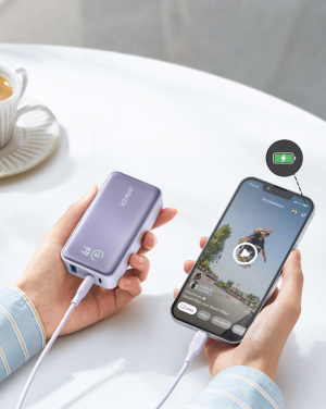 Logotrade liikelahja tuotekuva: Anker PowerCore -varavirtalähde 10 000 mAh, 30 W