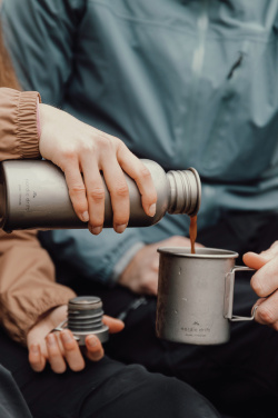 Logo trade mainostuotet tuotekuva: Nordic trail-ultrakevyt titaaninen muki 450ml