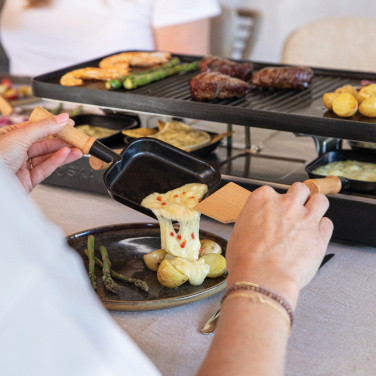 Logotrade mainoslahjat kuva: BOSKA Raclette Gourmet Party, 8 hengelle (EU-tyyppi F)
