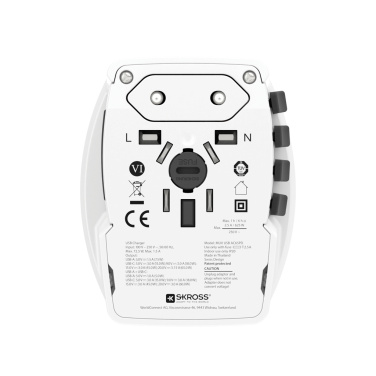 Logotrade ziemassvētku dāvanas foto: SKROSS World Travel Adapter MUV 65W PD ar USB C kabeli