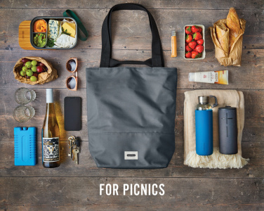 Logotrade dāvanas foto: Black+Blum 16L izolēta iepirkumu soma/dzesētāja soma