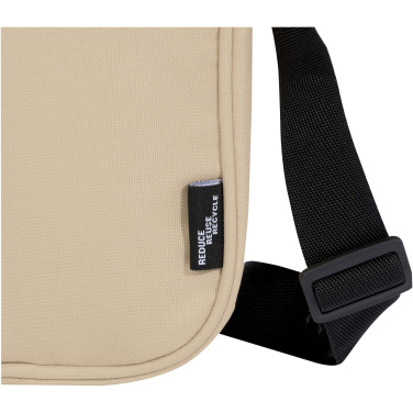 Logotrade ziemassvētku dāvanas foto: Byron GRS pārstrādāta crossbody soma 2L
