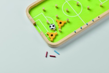 Logotrade korporatīvās dāvanas foto: Koka futbola spēle