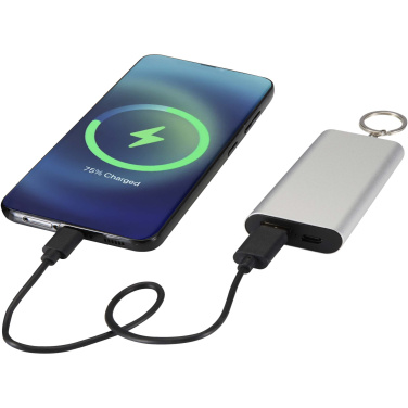 Logotrade dāvanas foto: Arcturus 2000 mAh pārstrādāta alumīnija pārnēsājamais akumulators ar atslēgu piekariņu