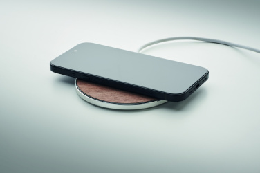 Лого трейд бизнес-подарки фото: Wireless charger 15W