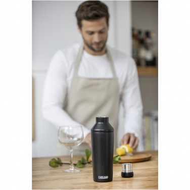 Logotrade kampanjprodukter bild: CamelBak® Horizon 600 ml vakuumisolerad cocktailshaker