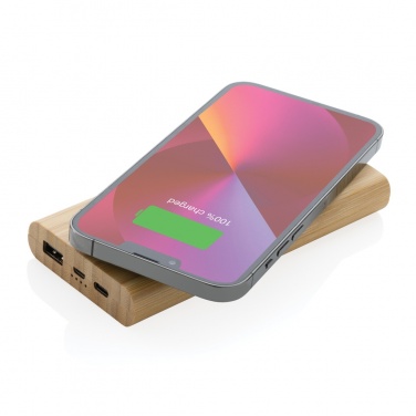 Logotrade profilprodukter bild: 8.000 mAh, 5W trådlös powerbank i bambu