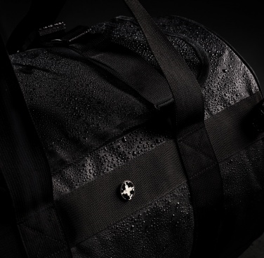 Logotrade presentreklam bild: Swiss Peak RFID sport duffle & ryggsäck