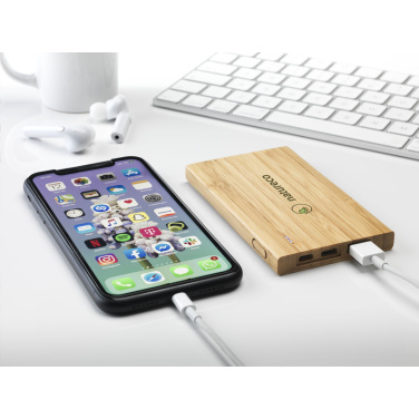 Logotrade kampanjprodukter bild: Bamboo 4000 Powerbank extern laddare