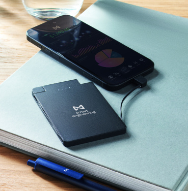 Logotrade presentreklam bild: Magnetisk powerbank 2500 mAh