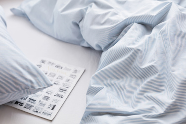 Logotrade reklamprodukter bild: VINGA Montgomery bäddset premium cotton, 4 delar