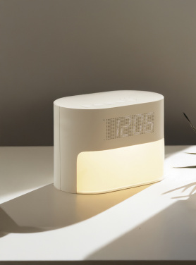 Logotrade profilprodukter bild: LumaRise RCS väckarklocka med vitt brus tillverkad av  plast