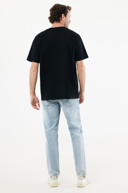 Logotrade reklamprodukter bild: IQONIQ Nikko t-shirt i tung återvunnen bomull